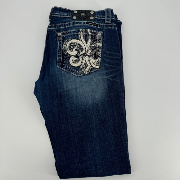 Miss Me Fleur De Lis Dark Wash Embellished Bootcut Jeans Women's Size 32 - Picture 1 of 2